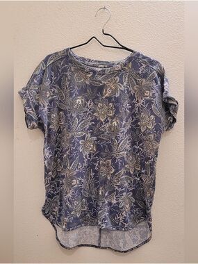 Women’s Floral Short-Sleeve Tee in Blue